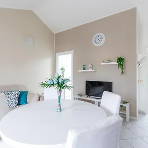 Appartamento Elly's Parcheggio Privato